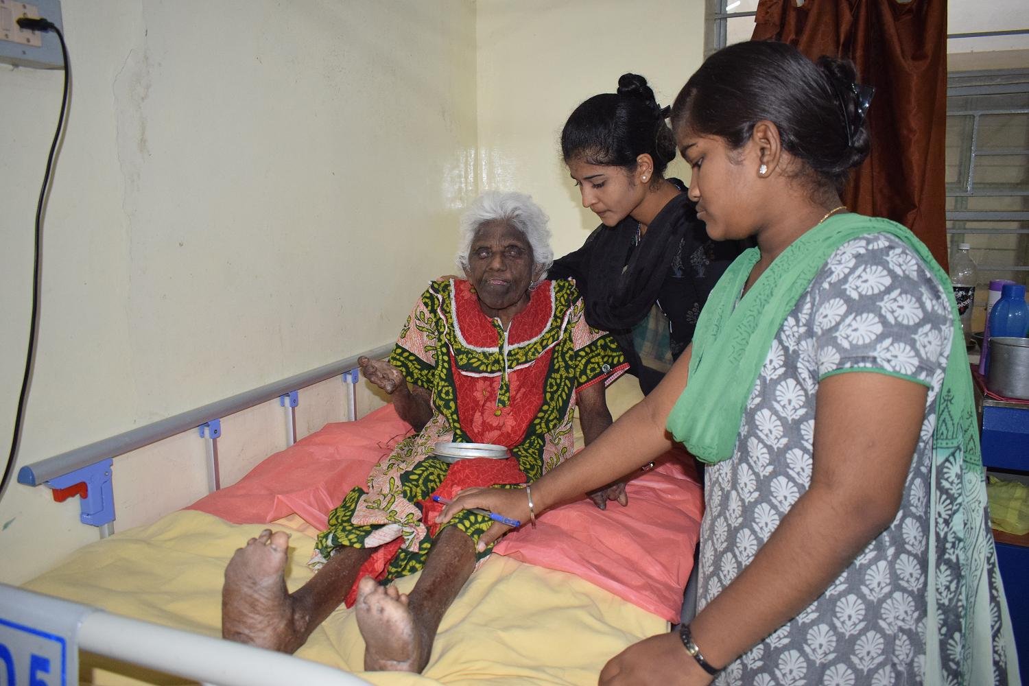 From the Shanthigramam community photo archive, photograph 10